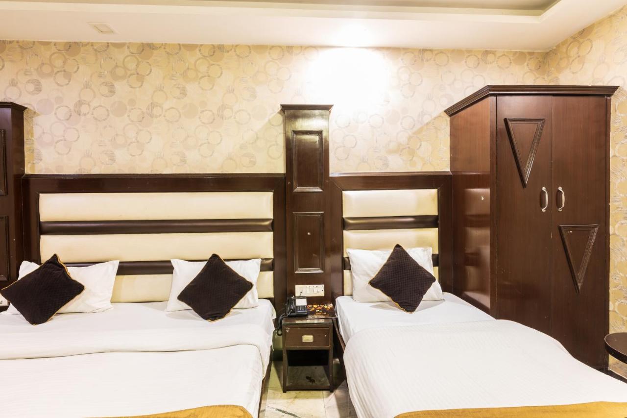 Hotel Grand Shyam- In Front Of New Delhi Railway Station-Couple Friendly Exterior photo